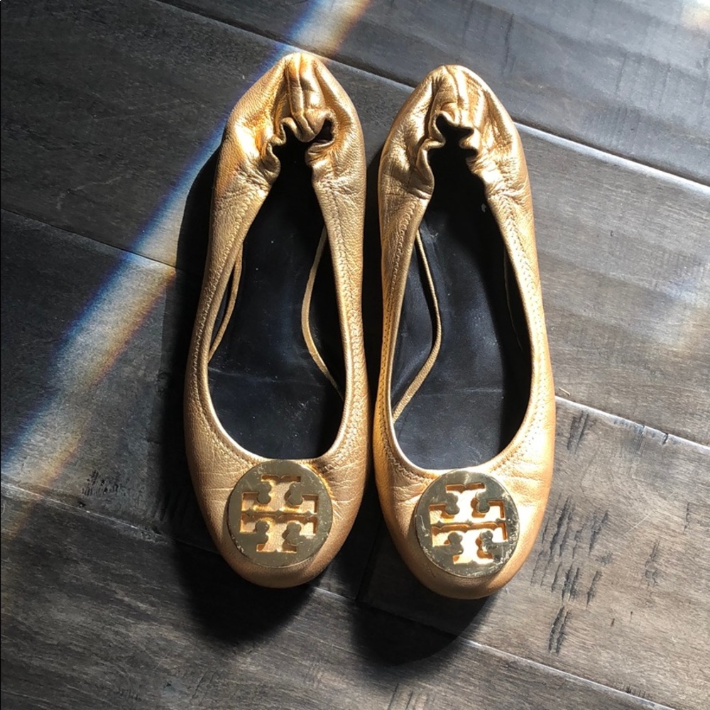 Gently loved gold metallic Tory Burch flats sz 7
